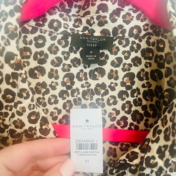 NWT Ann Taylor factory pajama set in leopard print. Top is medium, pants large - Picture 3 of 9